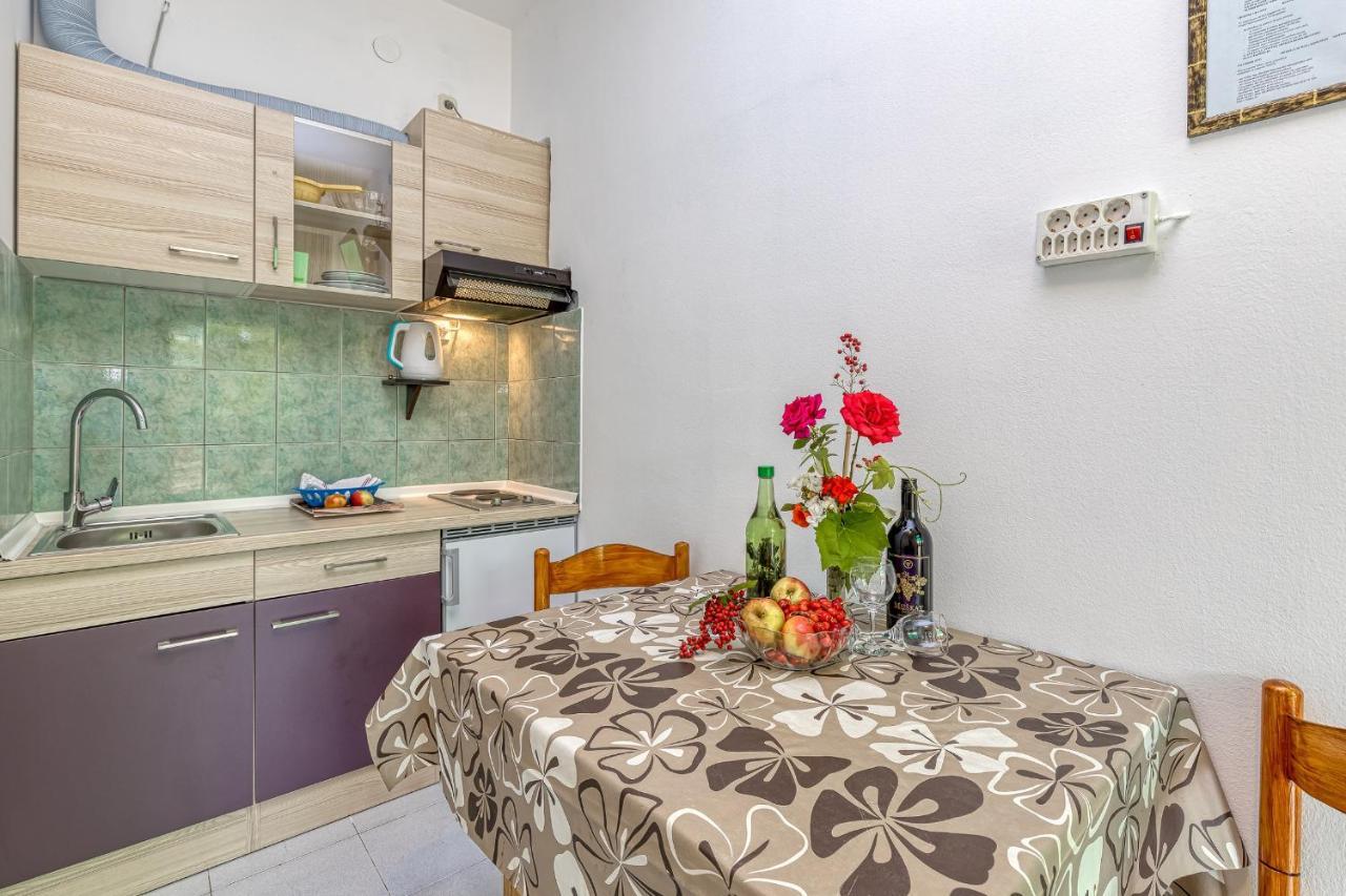 Apartments Bastovanovic Rovinj Exterior foto